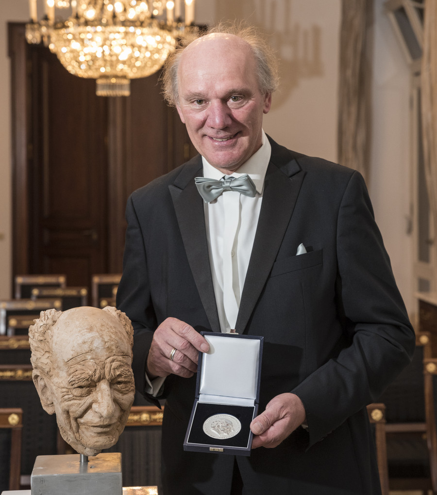MSKU-Botschafter Josef Zotter mit "Walter Scheel Medaille" ausgezeichnet